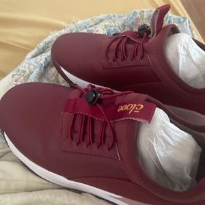 Brand new pair of burgundy Clove size 8 Woman’s shoes